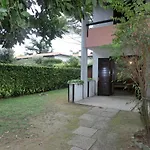 Apartamento Two-bedroom With Private Garden