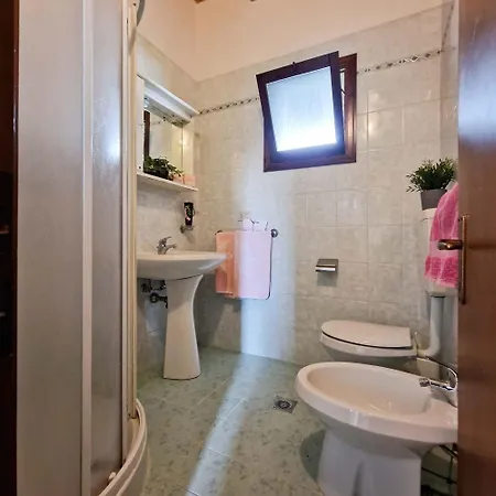 Two-bedroom With Private Garden Apartment *